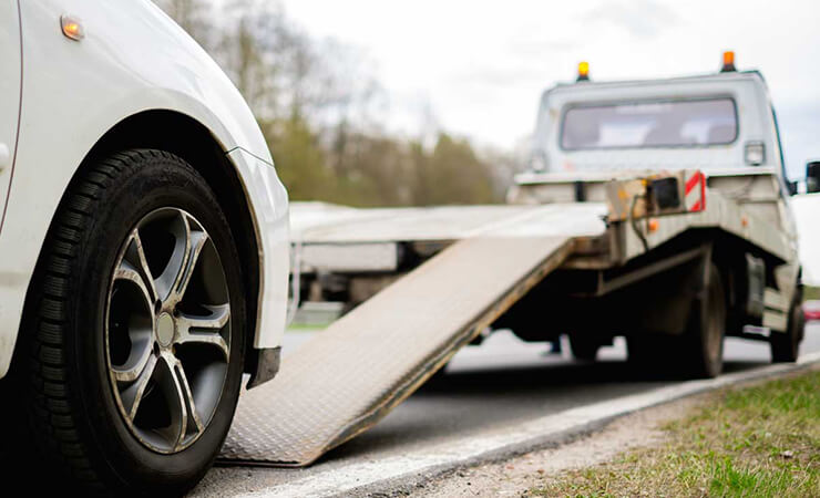 ¿Qué hacer si tu coche se lo lleva la grúa?